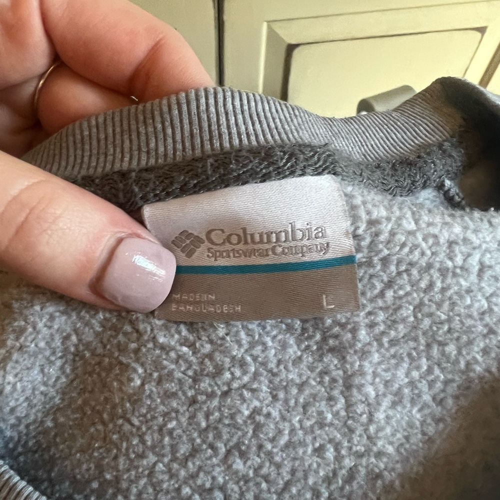 Women’s Largs Columbia crew neck